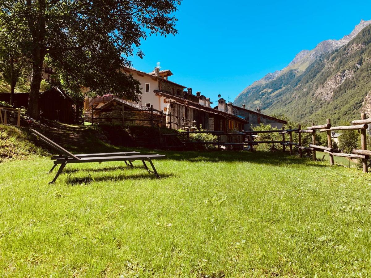 Lo Paglier - Le Four Des Alpes Apartment Rhemes-Saint-Georges Bagian luar foto