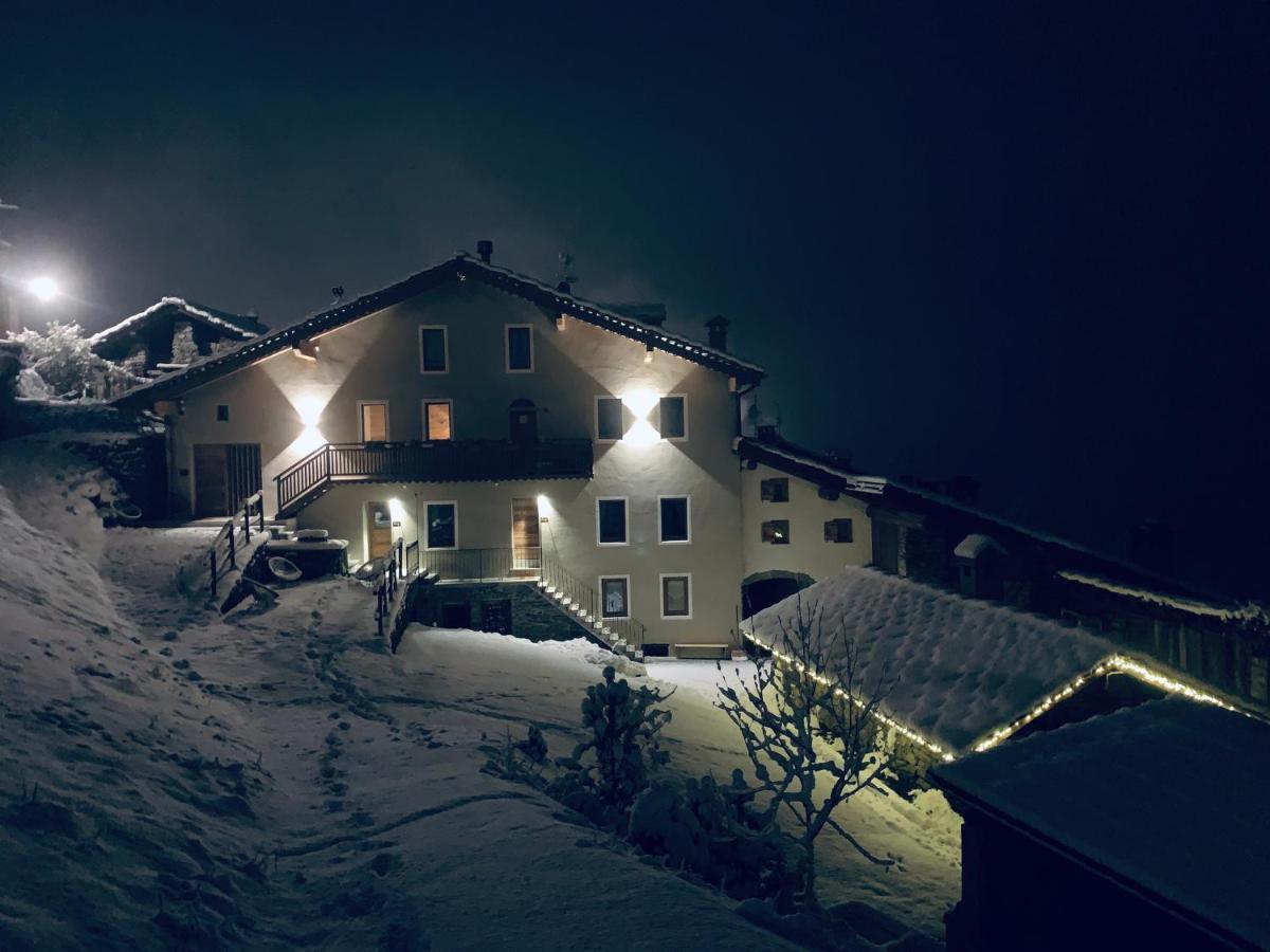 Lo Paglier - Le Four Des Alpes Apartment Rhemes-Saint-Georges Bagian luar foto